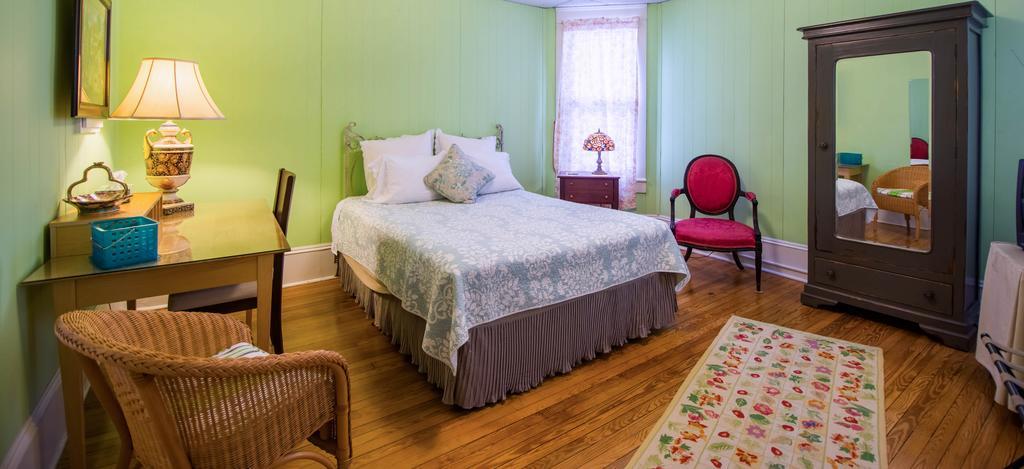 The Dailey Renewal Retreat B & B Greensboro Buitenkant foto